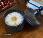Свеча ручной работы в гипсовом кашпо