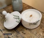 Аромасвеча ручной работы в гипсовой шкатулке