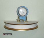 полка круг с часами