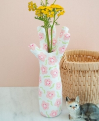 Ваза для рук из бумаги в технике Папье Маше